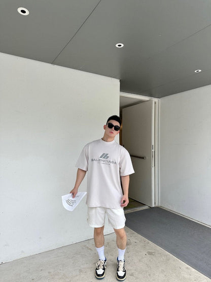 Camiseta Balenciaga Activewear (Beige claro)