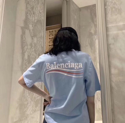 Camiseta Balenciaga Basic Logo - Azul claro