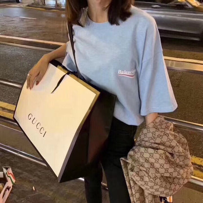 Camiseta Balenciaga Basic Logo - Azul claro