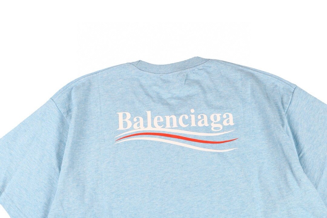 Camiseta Balenciaga Basic Logo - Azul claro