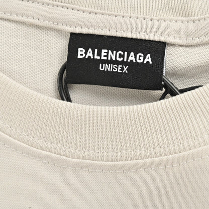 Camiseta Balenciaga beige con estampado abstracto
