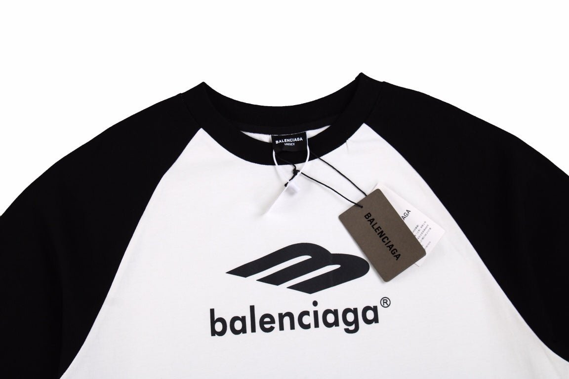 CAMISETA CON ESTAMPADO DEL LOGOTIPO DE BALENCIAGA BLANCA Y NEGRA