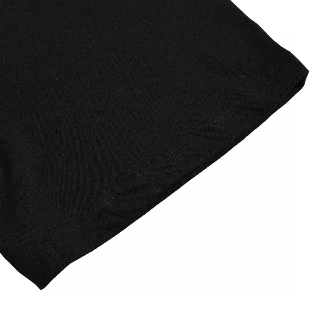 Camiseta negra Balenciaga con estampado de montaña