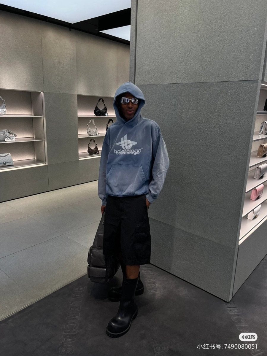 Sudadera con capucha azul con logo gráfico de Balenciaga