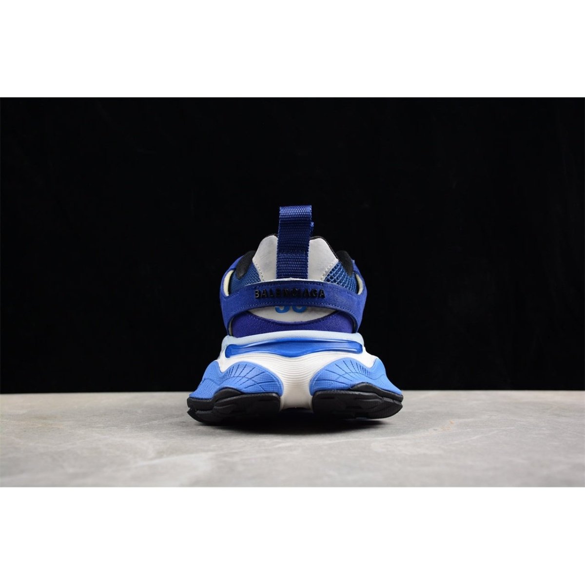 BALENCIAGA Cargo - Dk.blue Sneakers Unisex Streetwear Limited Edition - Introducing the BALENCIAGA Cargo x Dark Blue, a perfect blend of utilitarian design and high