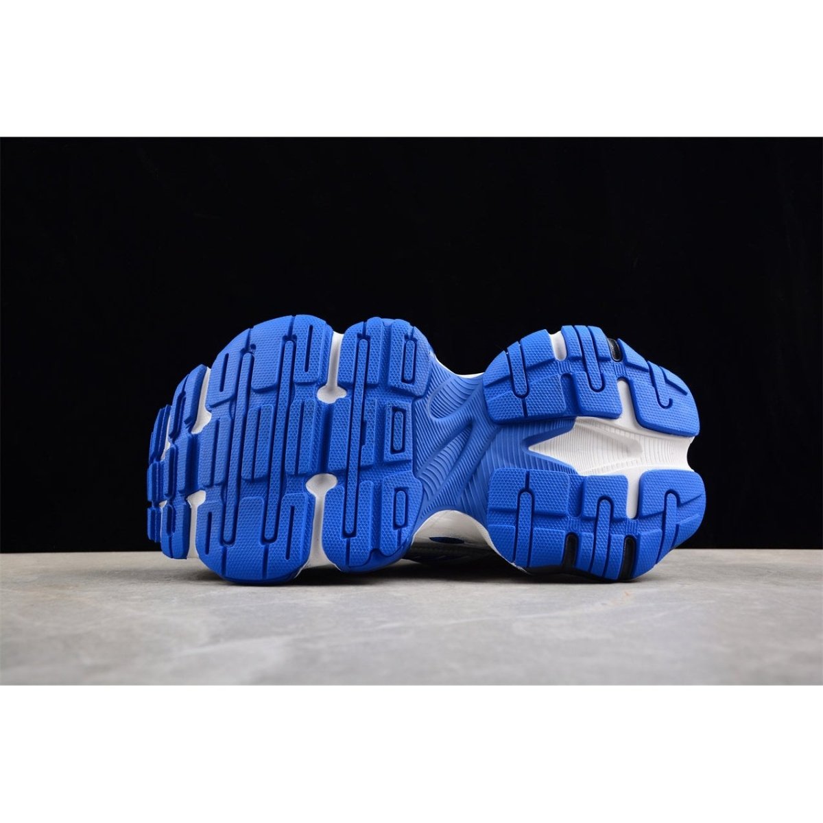 BALENCIAGA Cargo - Grey Blue Sneakers - White Unisex Streetwear Limited Edition - The BALENCIAGA Cargo x White Grey Blue sneakers are a striking addition to the Cargo