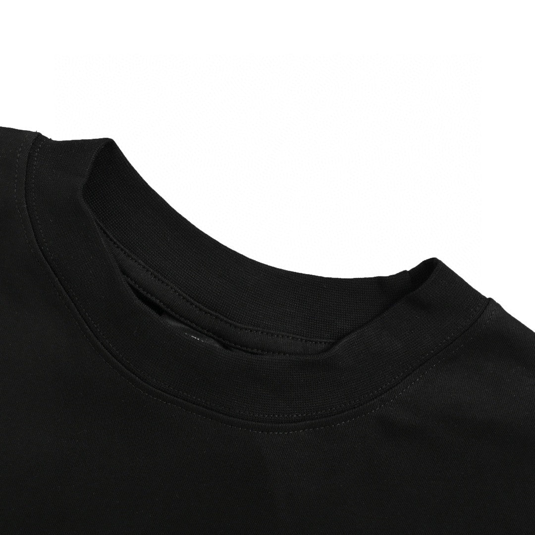 Balenciaga Cracked 'bb' Logo T-shirt (black) Unisex Streetwear Limited Edition - The Balenciaga Cracked 'BB' Logo T-Shirt in black is a standout piece that effortlessly combines