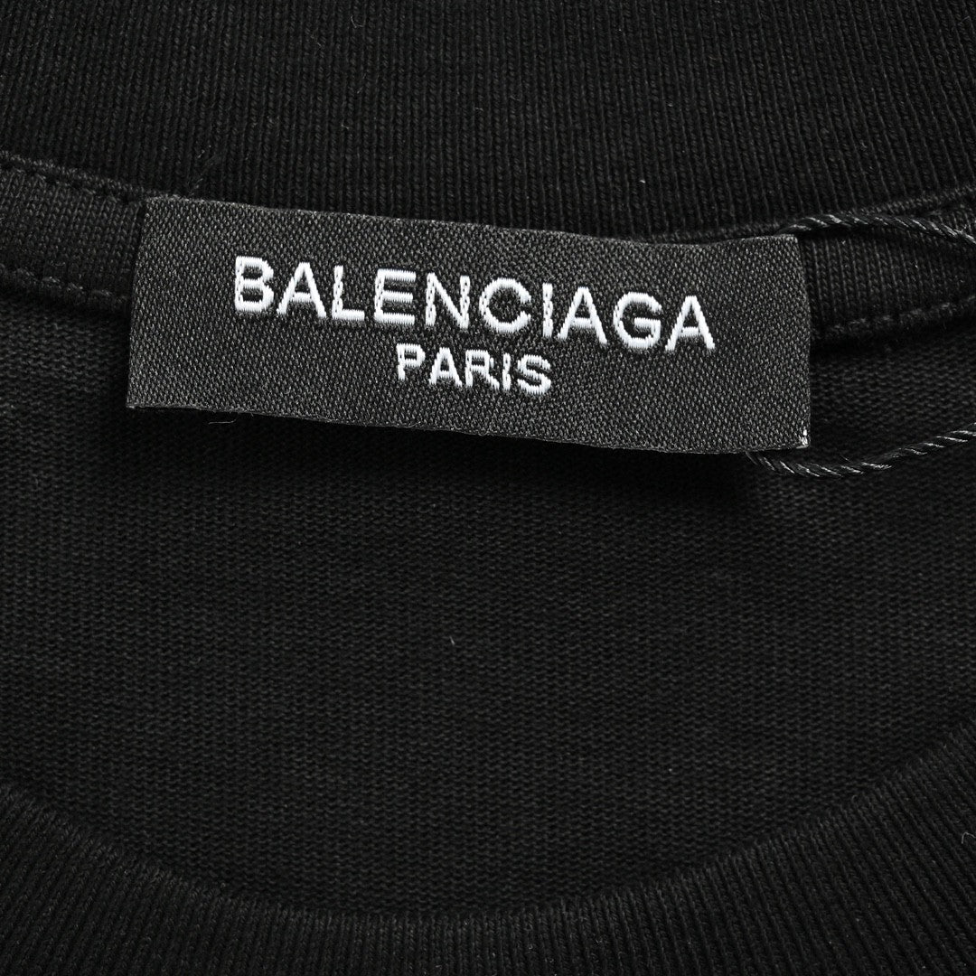 Camiseta Balenciaga con logo de cristal en negro