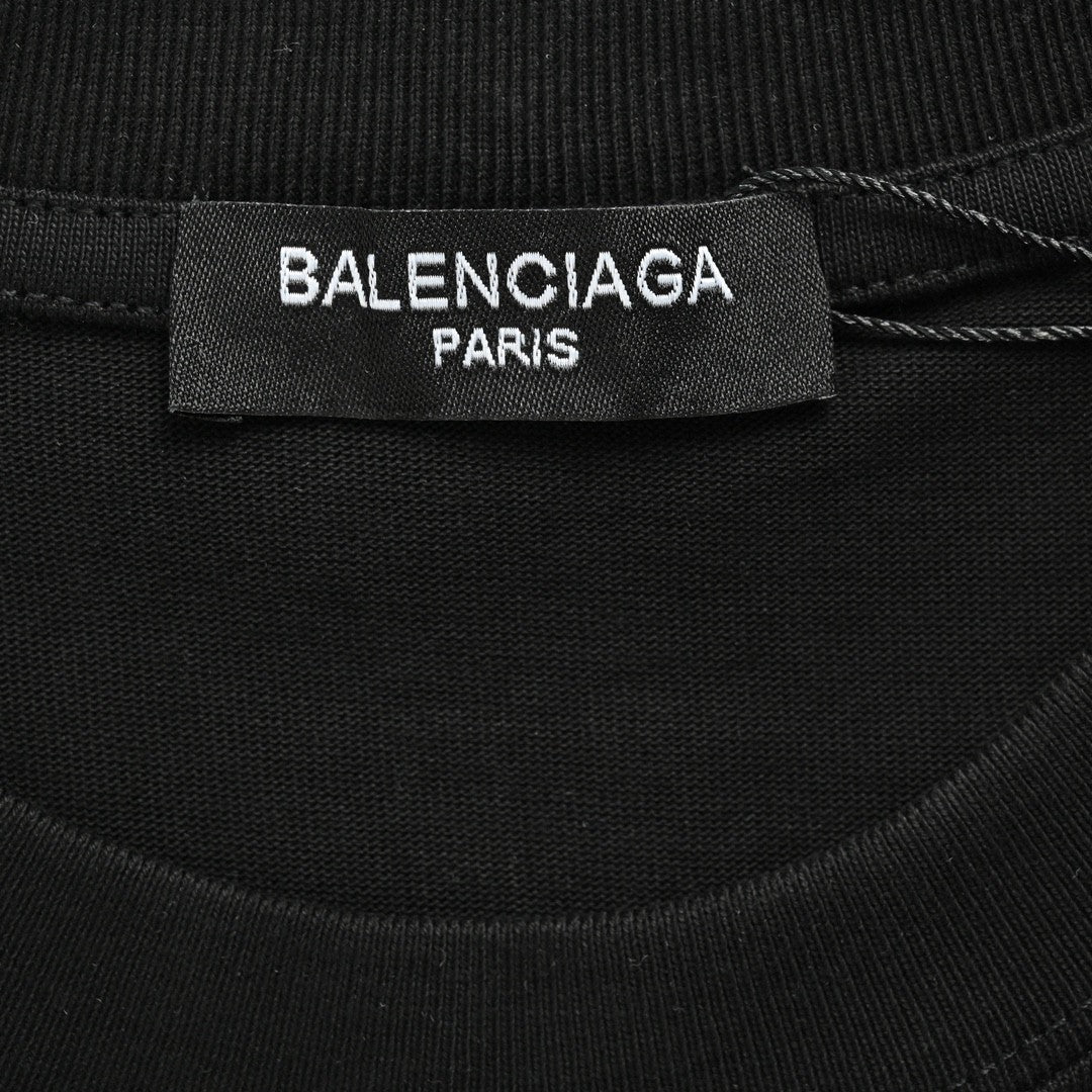 Camiseta Balenciaga con logo de cristal en negro