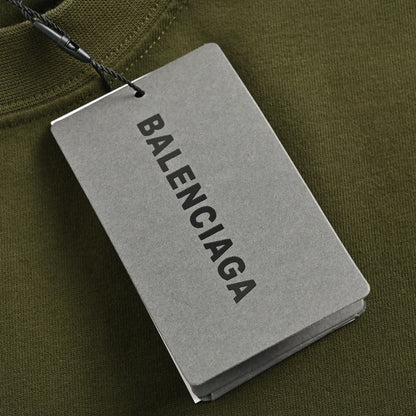 Camiseta del equipo de diseño de Balenciaga (verde oliva)