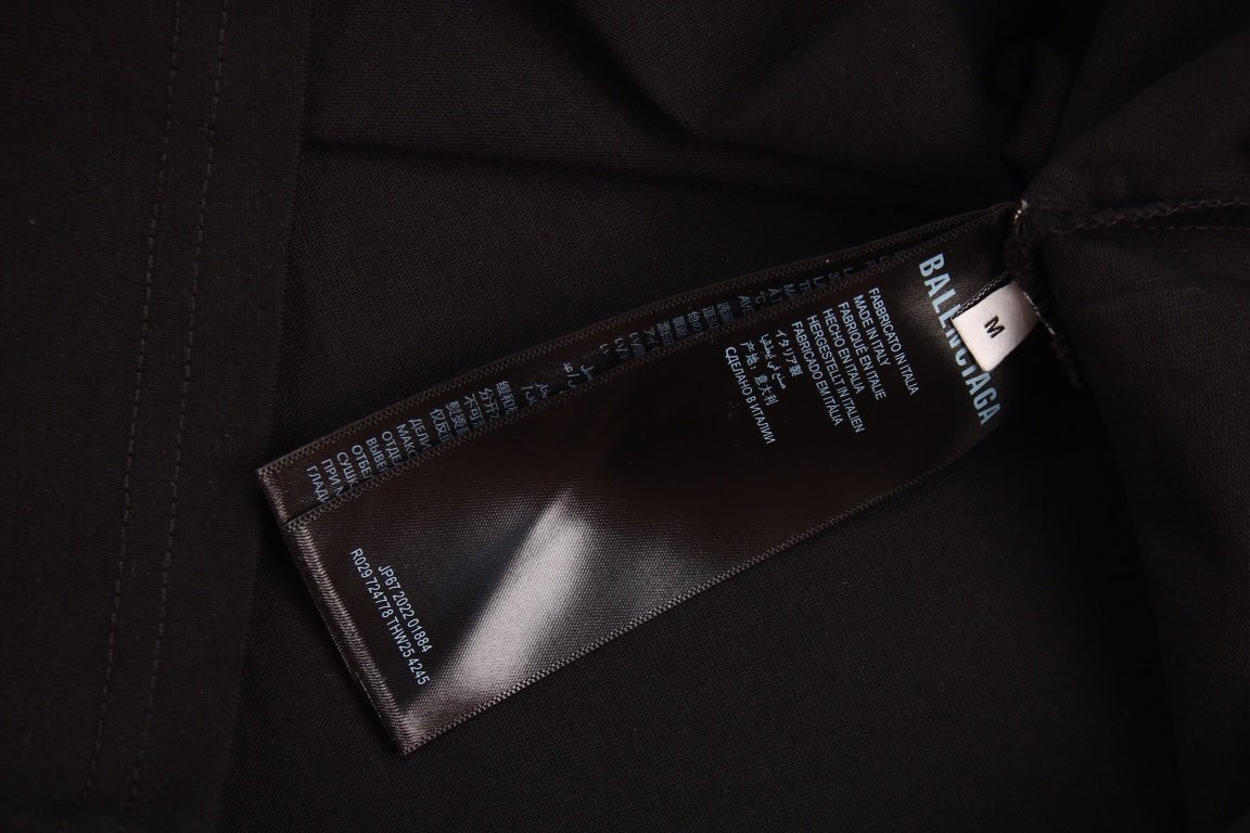 CAMISETA CON NOMBRE DEL DISEÑADOR BALENCIAGA, NEGRA