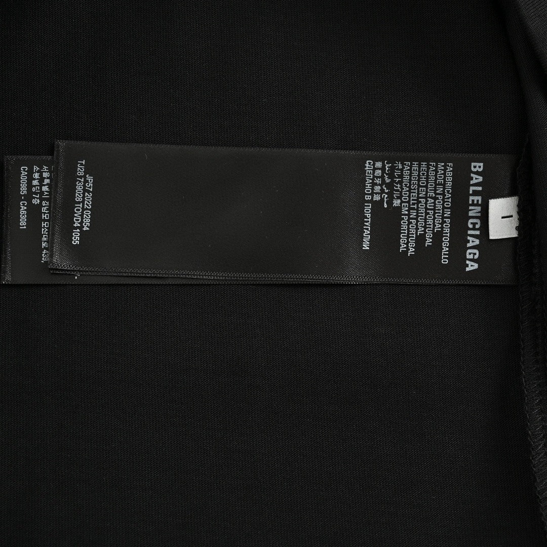 Camiseta Balenciaga con logo distorsionado (negra)