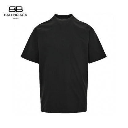 Balenciaga Distorted Logo T-shirt (black) Unisex Streetwear Limited Edition - This black Balenciaga T-shirt showcases a unique distorted logo on the back, bringing a modern