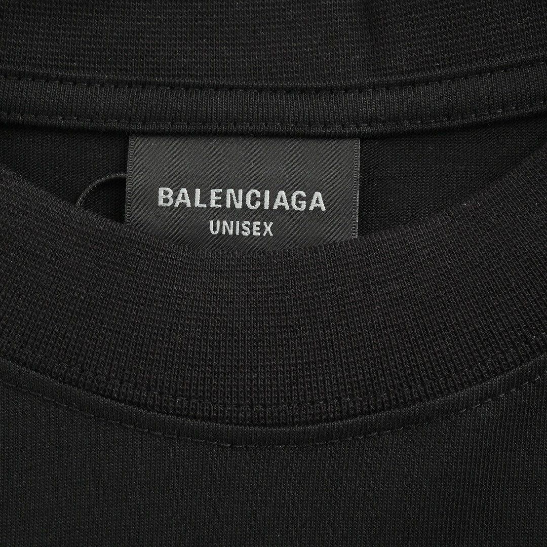 Camiseta Balenciaga con logo distorsionado (negra)