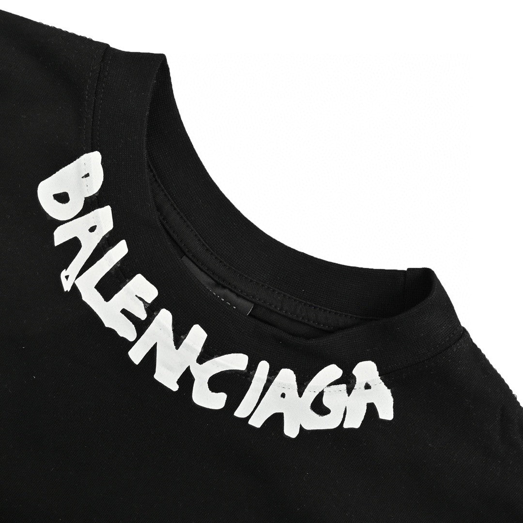 Balenciaga Distorted Logo T-shirt (black) Unisex Streetwear Limited Edition - The Balenciaga Distorted Logo T-Shirt in black is a sleek and stylish addition to any