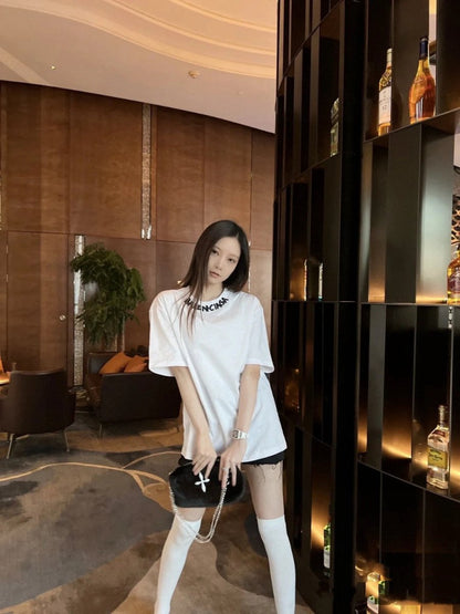 Camiseta Balenciaga con logo distorsionado (blanca)