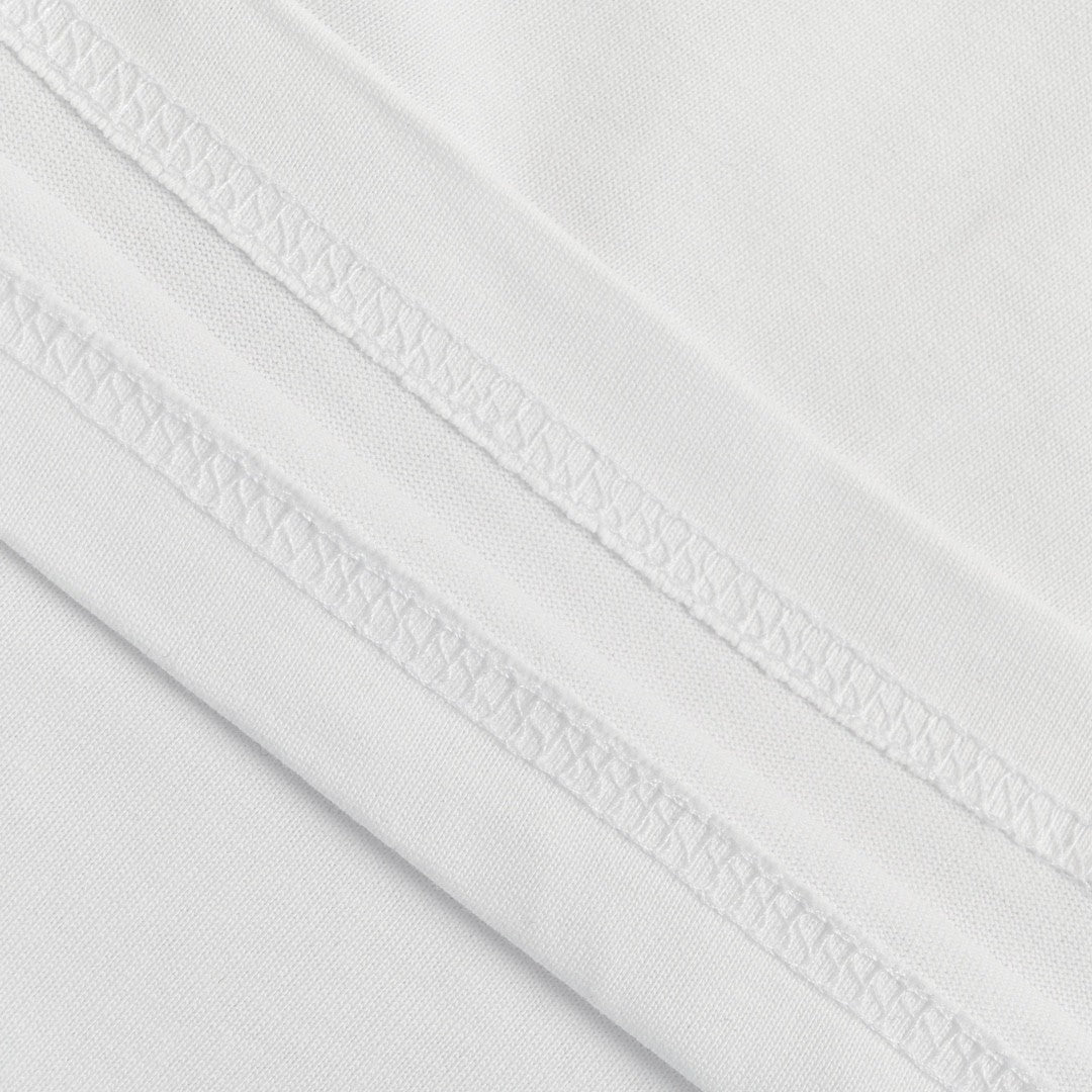 Camiseta Balenciaga con logo distorsionado (blanca)