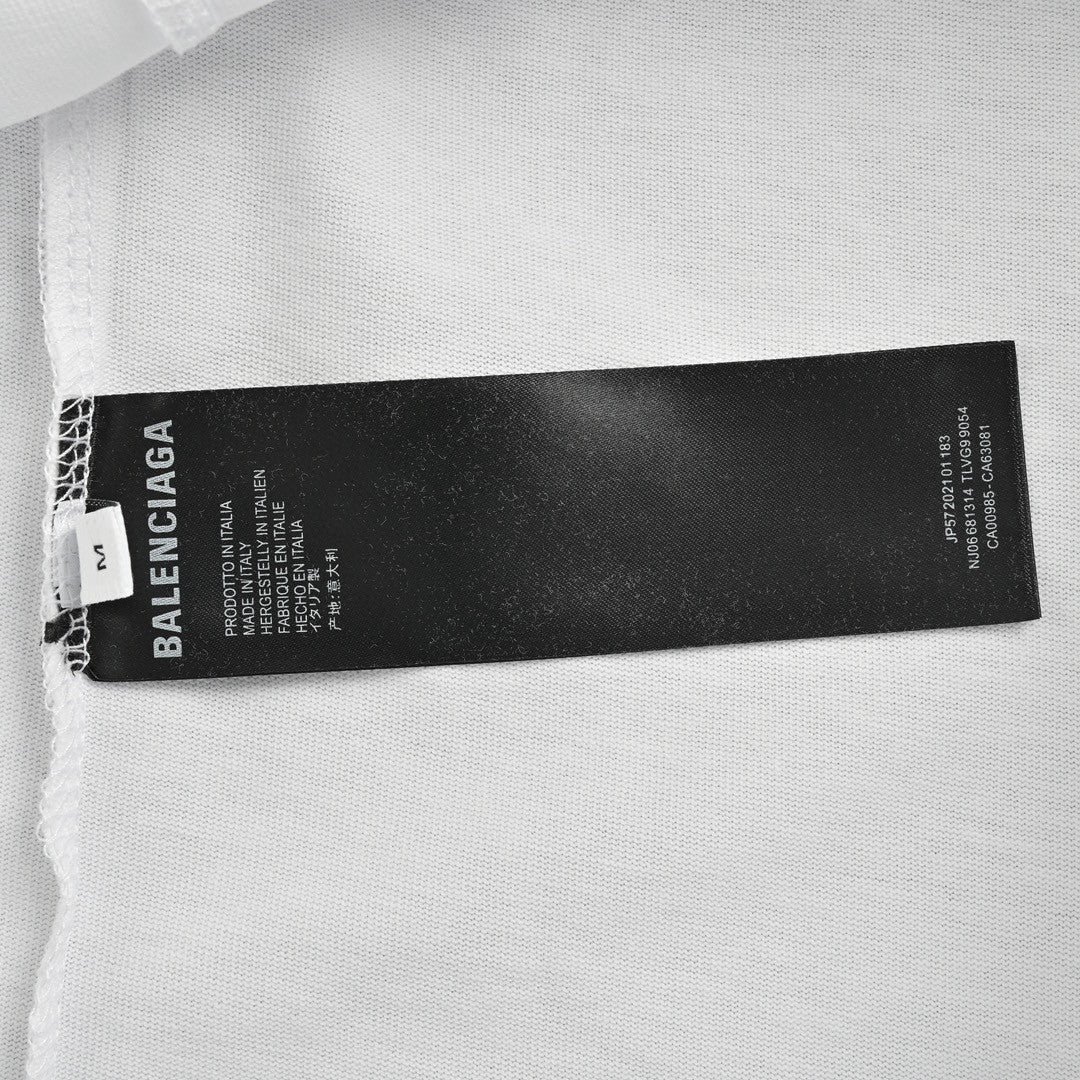 Camiseta Balenciaga con logo distorsionado (blanca)