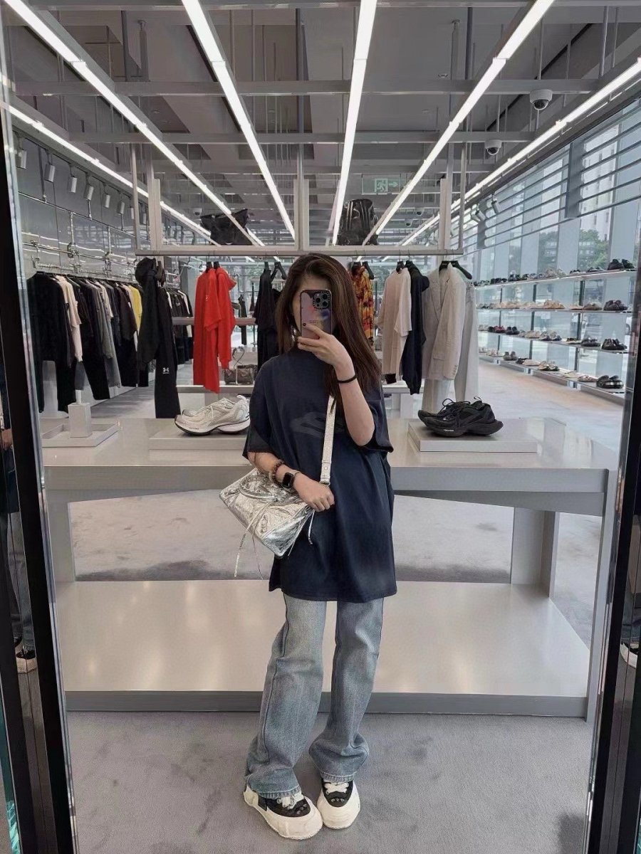 T-shirt Balenciaga à logo délavé