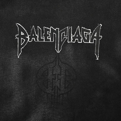 Camiseta negra Balenciaga con logo desgastado