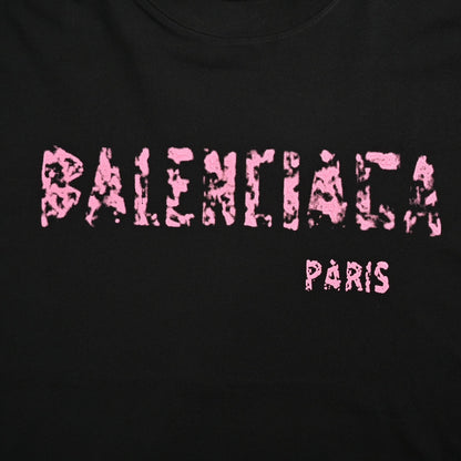 Camiseta Balenciaga con logo desgastado en negro