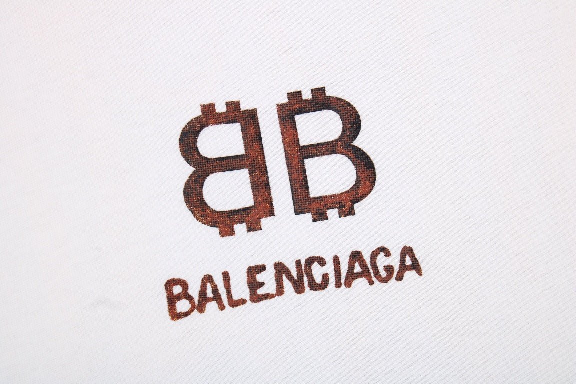 Camiseta blanca con el logo doble B de Balenciaga