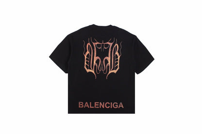 Camiseta negra con el logo doble B de Balenciaga