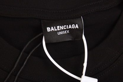 Camiseta negra con el logo doble B de Balenciaga