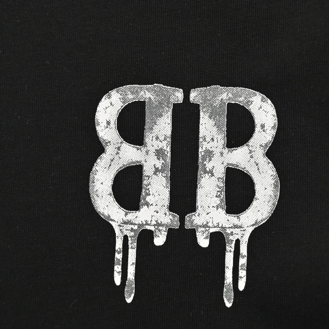 Camiseta Balenciaga con logo BB goteando (negra)