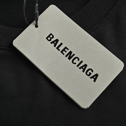 Camiseta Balenciaga con parche bordado y logo (negra)