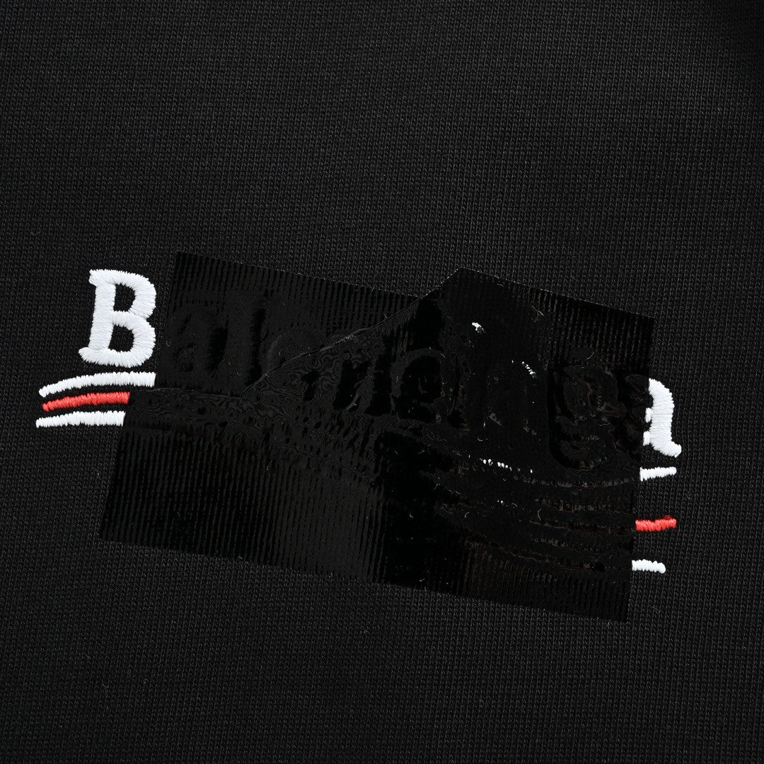Camiseta Balenciaga con parche bordado y logo (negra)
