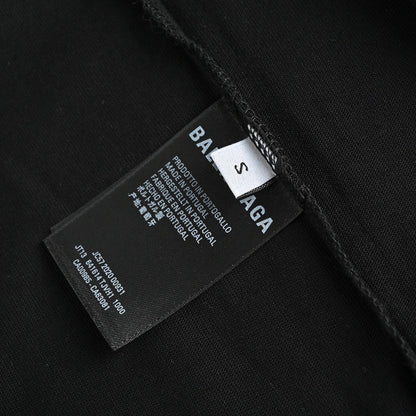 Camiseta Balenciaga con parche bordado y logo (negra)