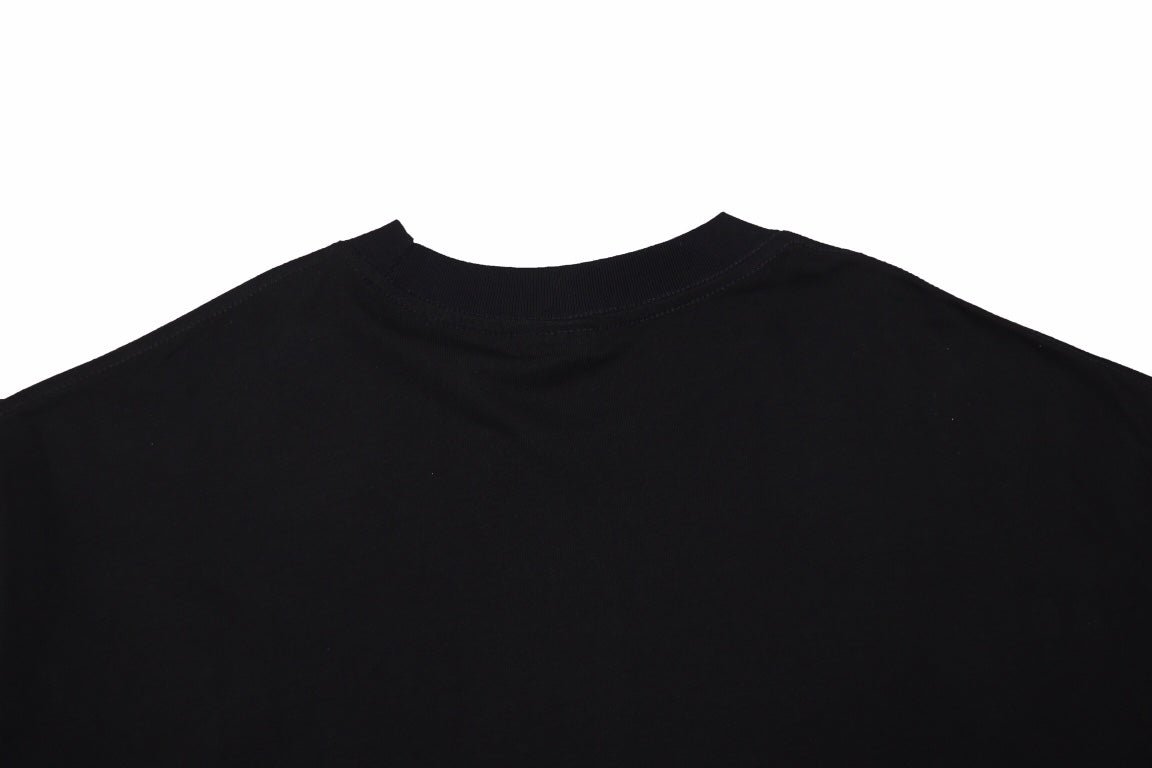 Camiseta Balenciaga Erewhon (Negra)