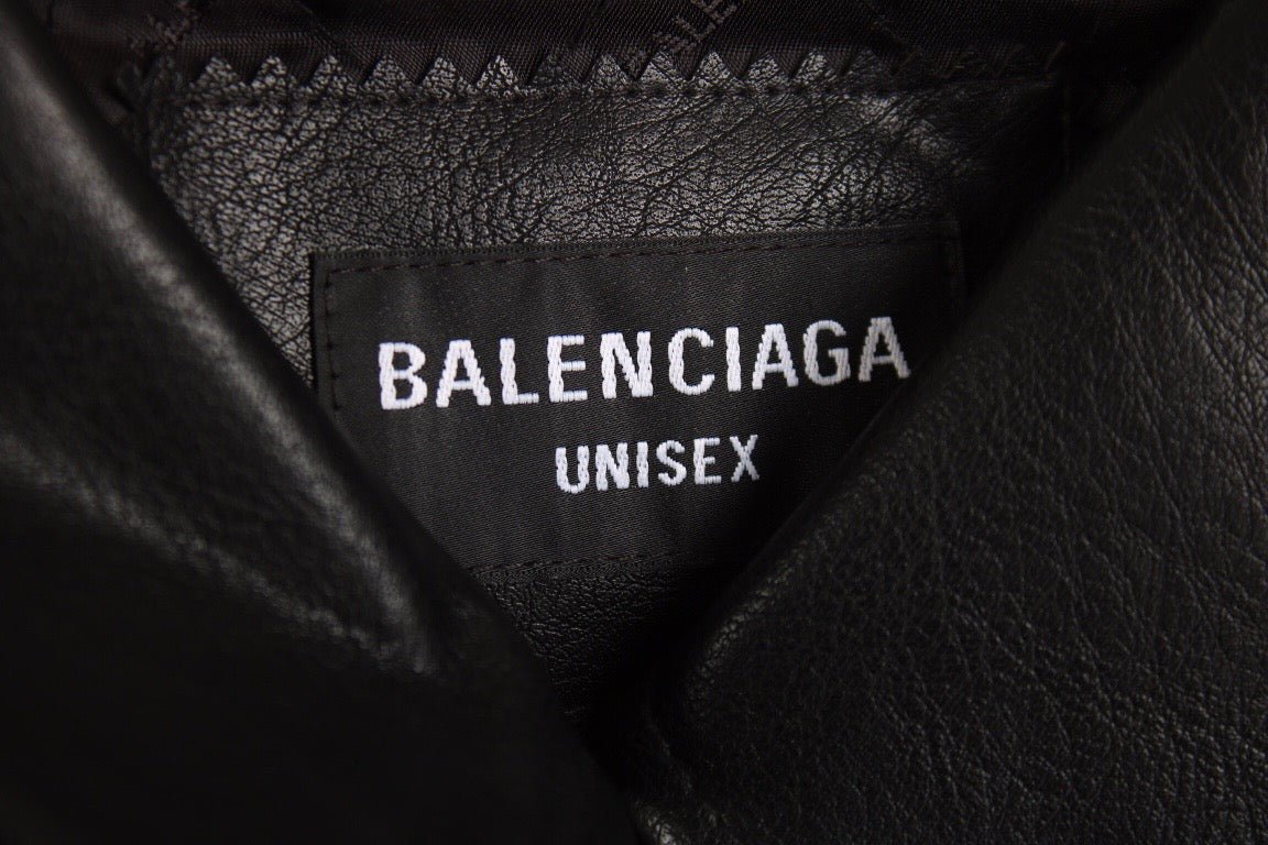 Chaqueta de piel sintética Balenciaga negra