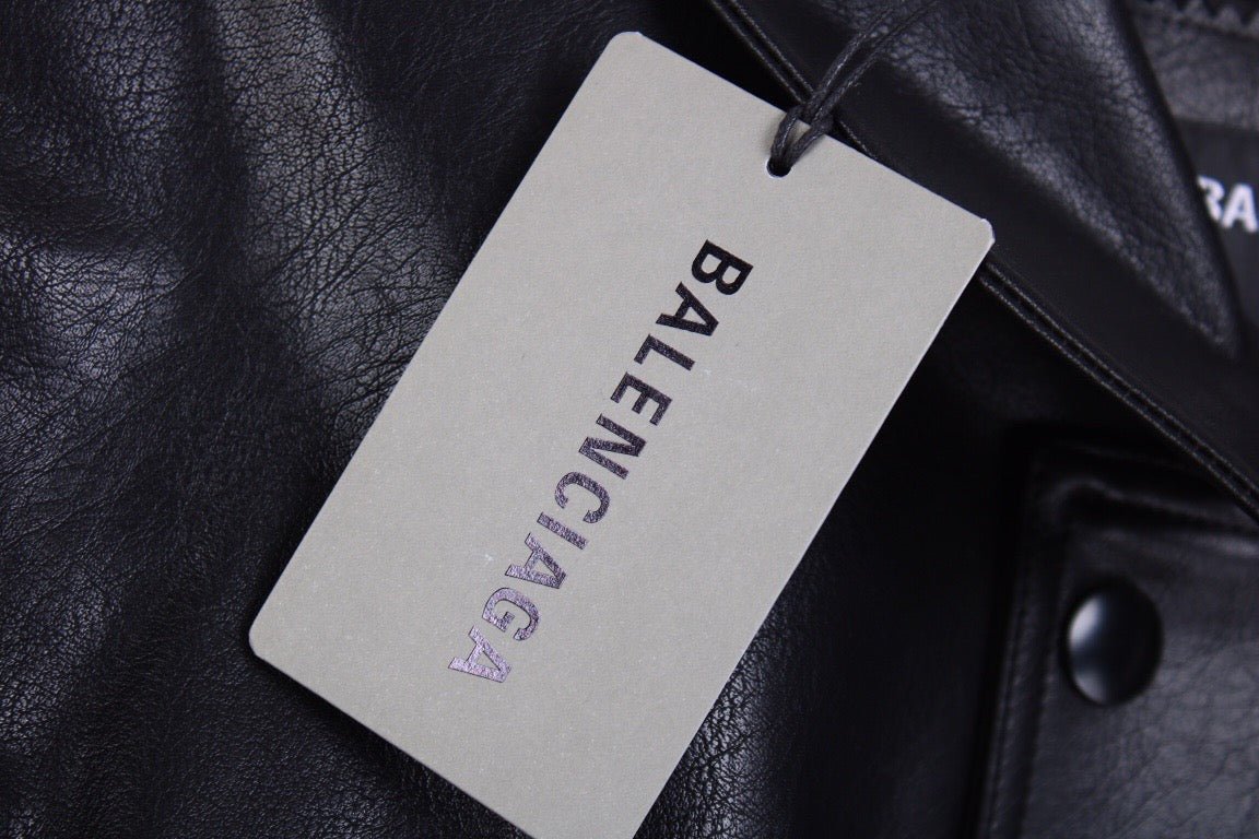 Chaqueta de piel sintética Balenciaga negra