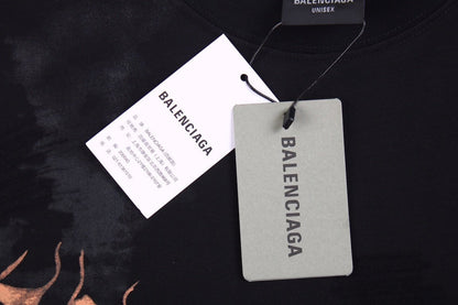 CAMISETA BALENCIAGA CON LOGOTIPO GÓTICO NEGRA