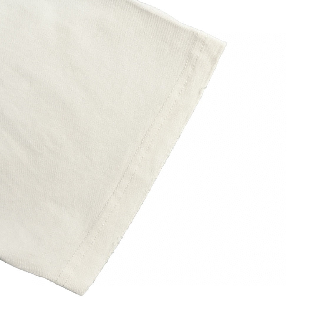 Camiseta Balenciaga con logo gótico (blanca)