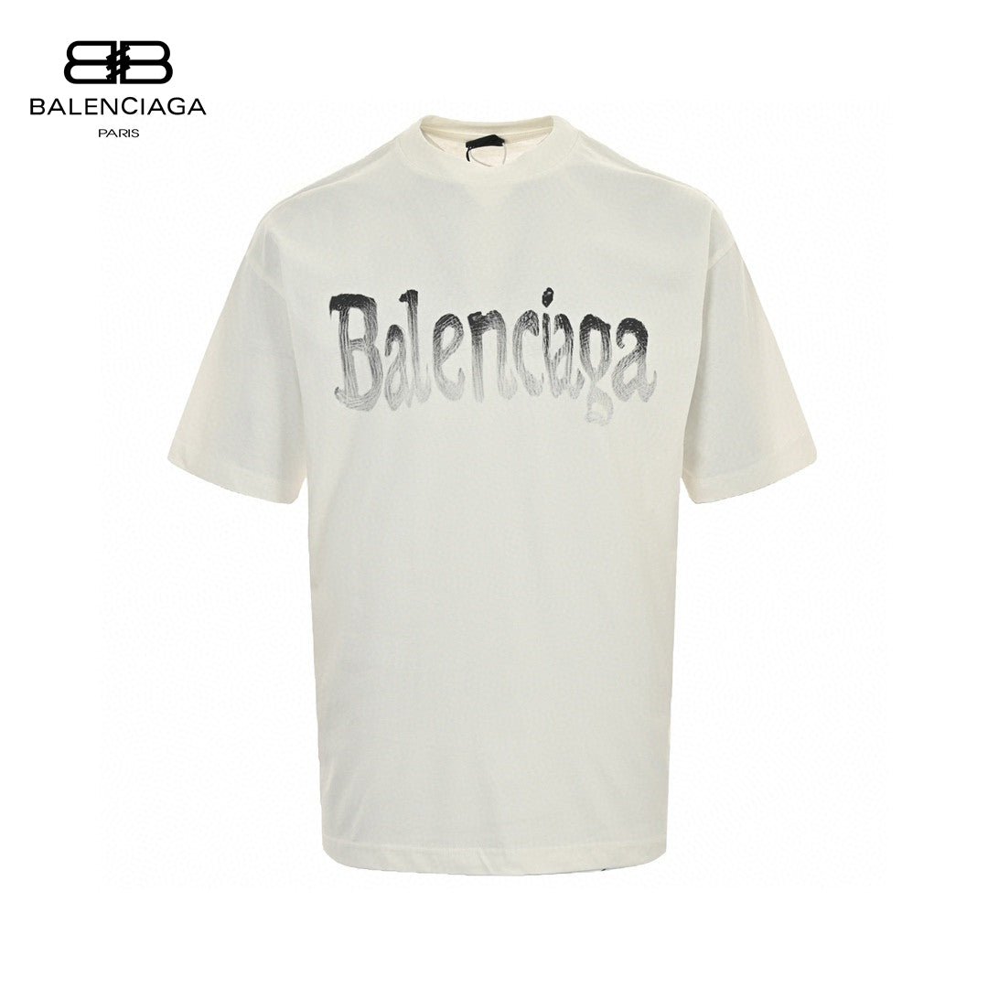Camiseta Balenciaga con logo degradado
