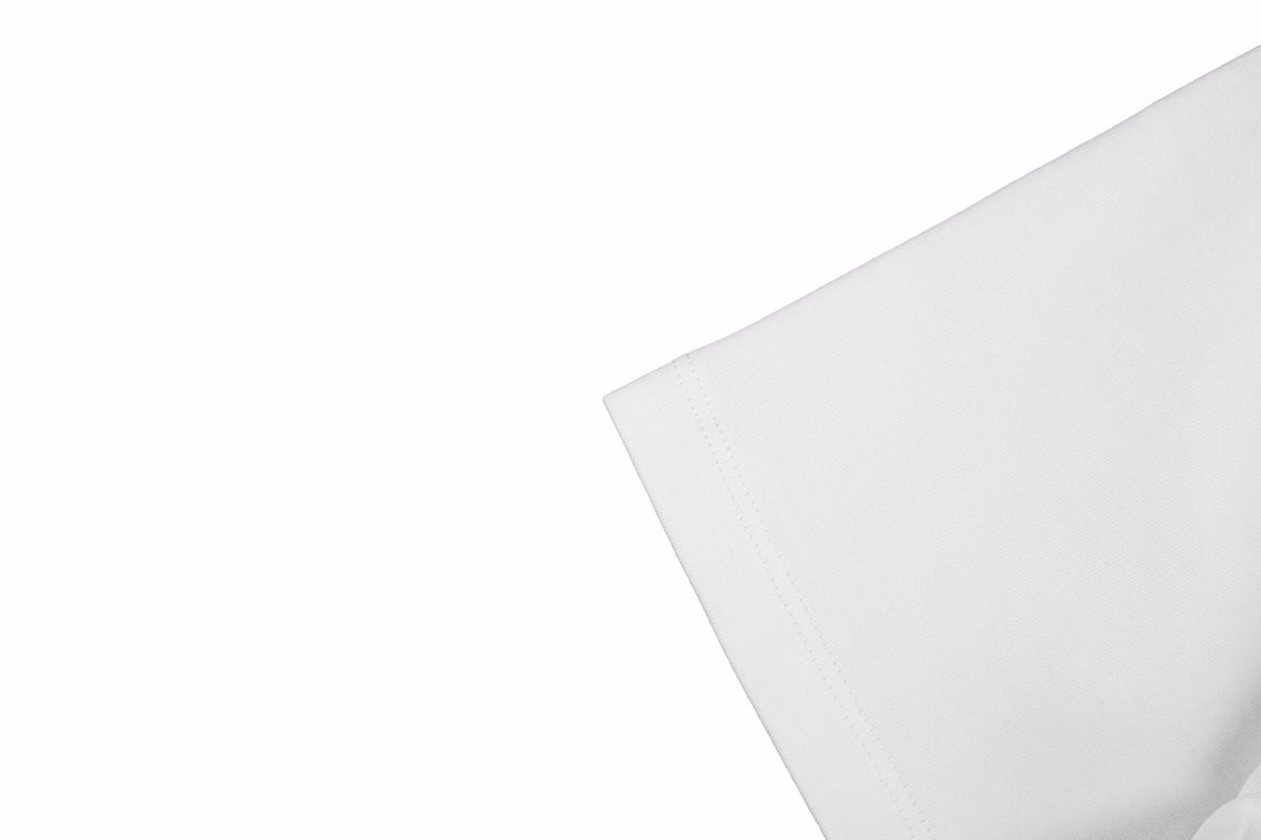 BALENCIAGA Gradient Logo T-shirt - White Unisex Streetwear Limited Edition - The BALENCIAGA GRADIENT LOGO T-SHIRT WHITE - REPLICA combines luxury minimalism with a bold, modern