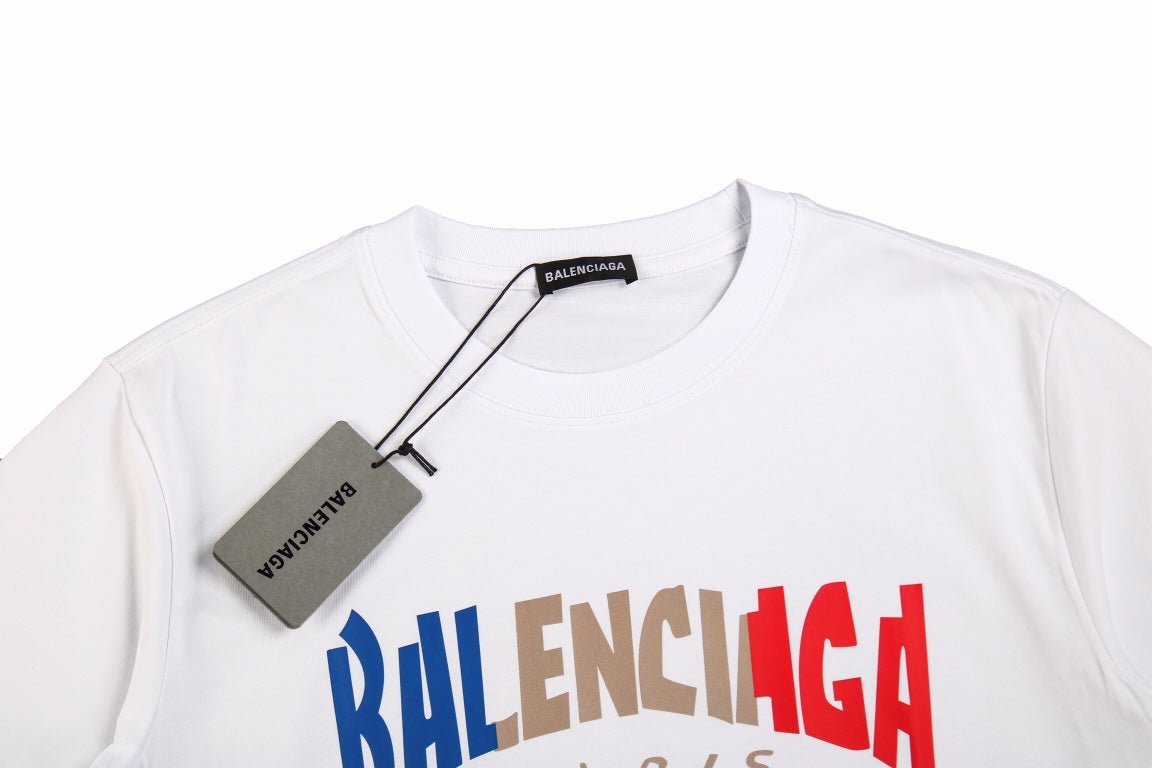 BALENCIAGA Gradient Logo T-shirt - White Unisex Streetwear Limited Edition - The BALENCIAGA GRADIENT LOGO T-SHIRT WHITE - REPLICA combines luxury minimalism with a bold, modern