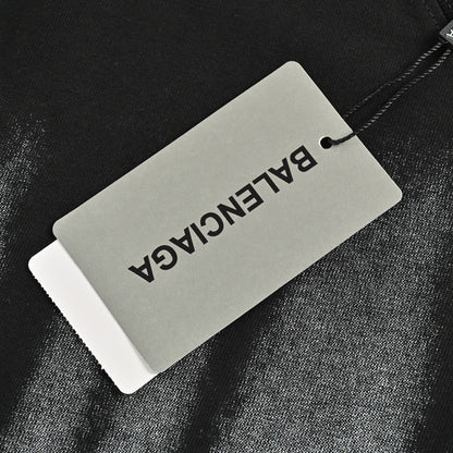 Camiseta negra con rayas degradadas de Balenciaga