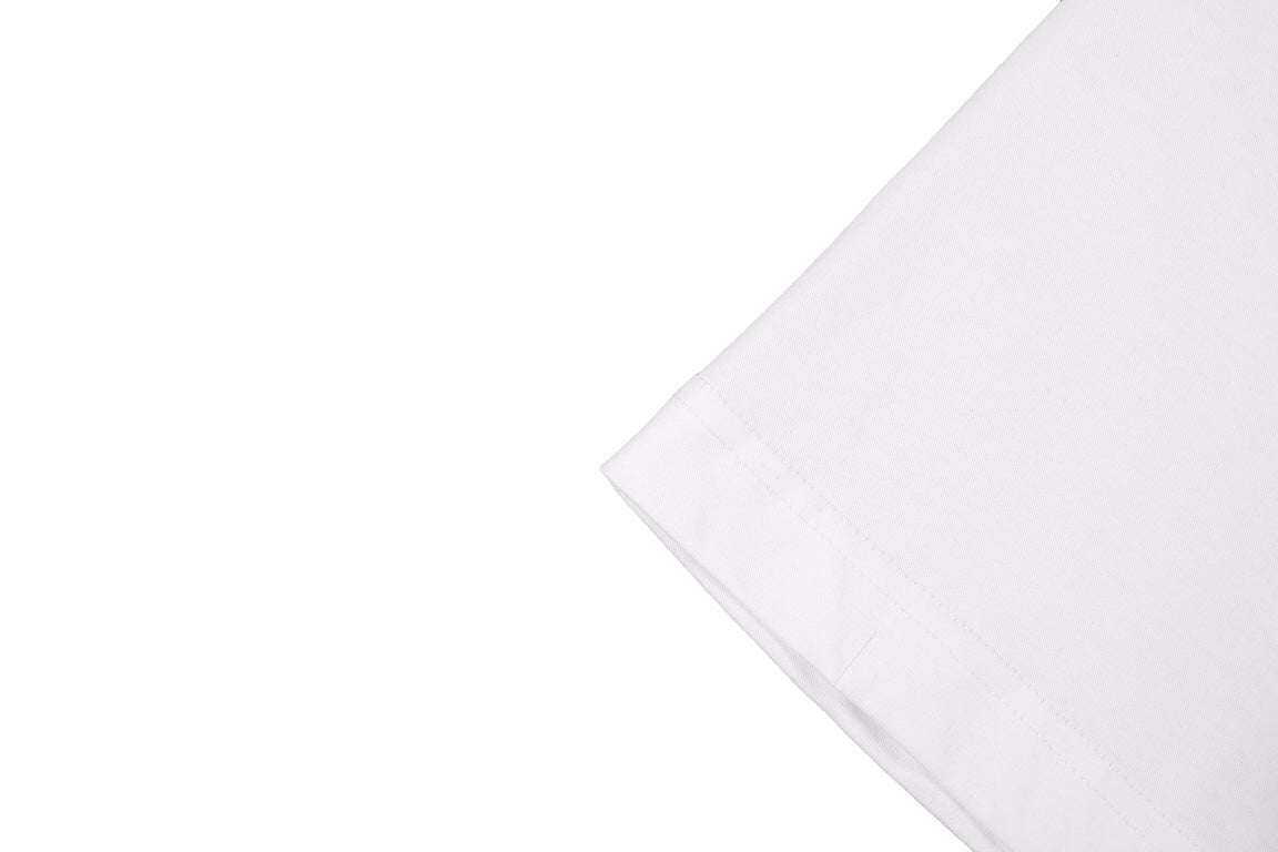 CAMISETA BALENCIAGA CON LOGOTIPO DE GRAFITI BLANCA