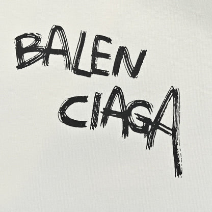 Camiseta blanca con logo de grafiti de Balenciaga