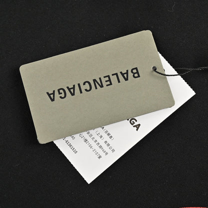 Camiseta Balenciaga con logo gráfico (negra)