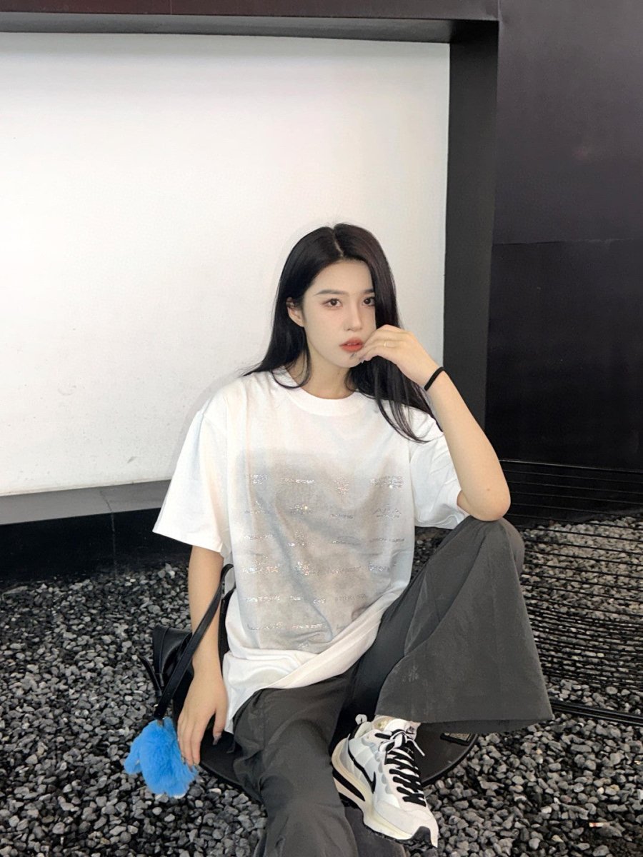 Camiseta estampada con gráficos de Balenciaga