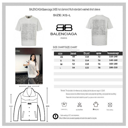 Camiseta estampada con gráficos de Balenciaga