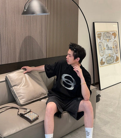 Camiseta Balenciaga con logo gris (negra)