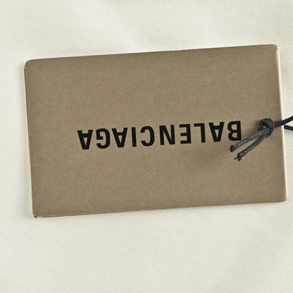 Camiseta Balenciaga con logo gris (blanca)