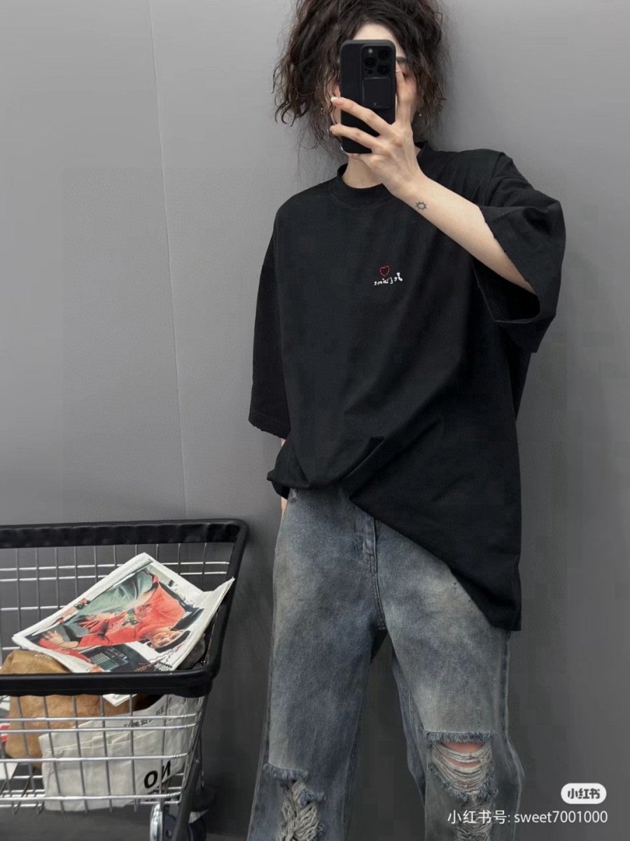 Camiseta negra Balenciaga Je t'aime