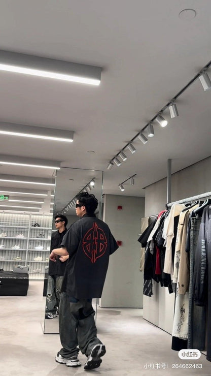 T-shirt à imprimé graphique avec logo Balenciaga au dos